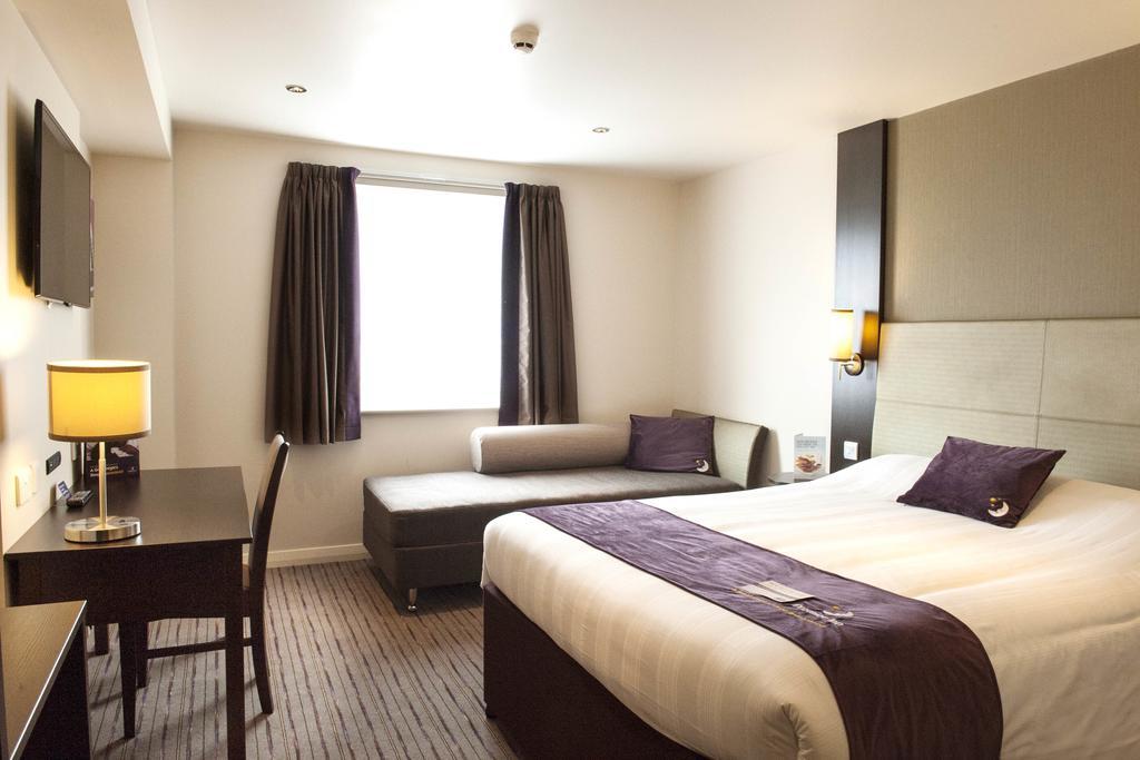 Premier Inn Glasgow - Bellshill Motherwell Oda fotoğraf
